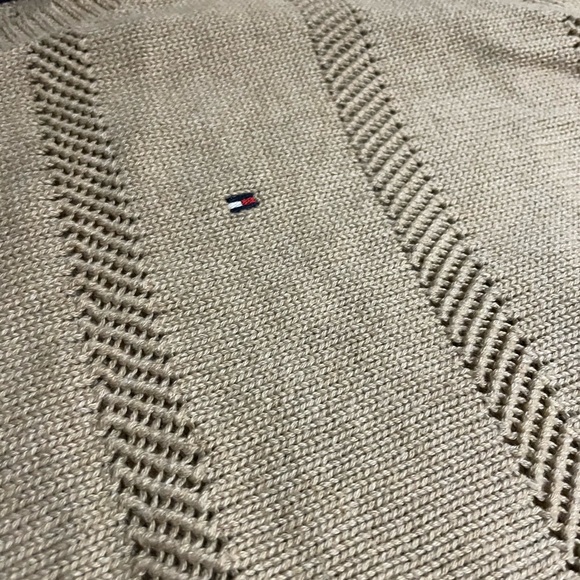 Tommy Hilfiger Woman’s sweater. Size M - Picture 3 of 6